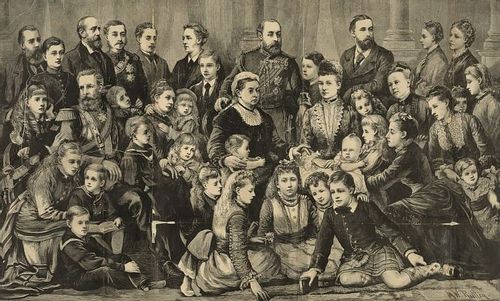 Black and white portrait of Queen Victoria and her large family surrounding her.