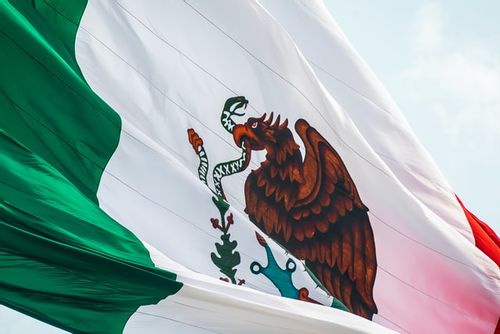 Find ‌unique‌ ‌and‌ ‌meaningful‌ Mexican ‌last ‌names‌ that are rich in history.