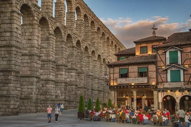 Segovia Aqueduct is situated in the old town of Plaza del Azoguejo.