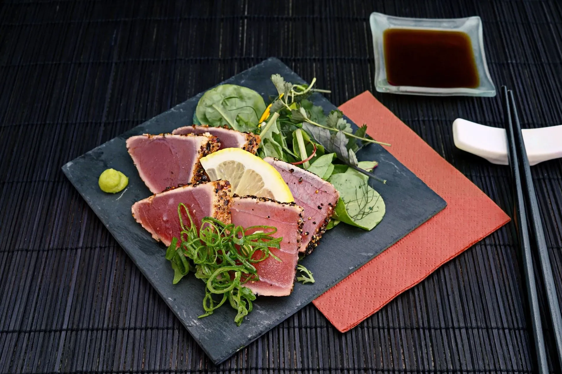 Tuna contains fewer calories than salmon.